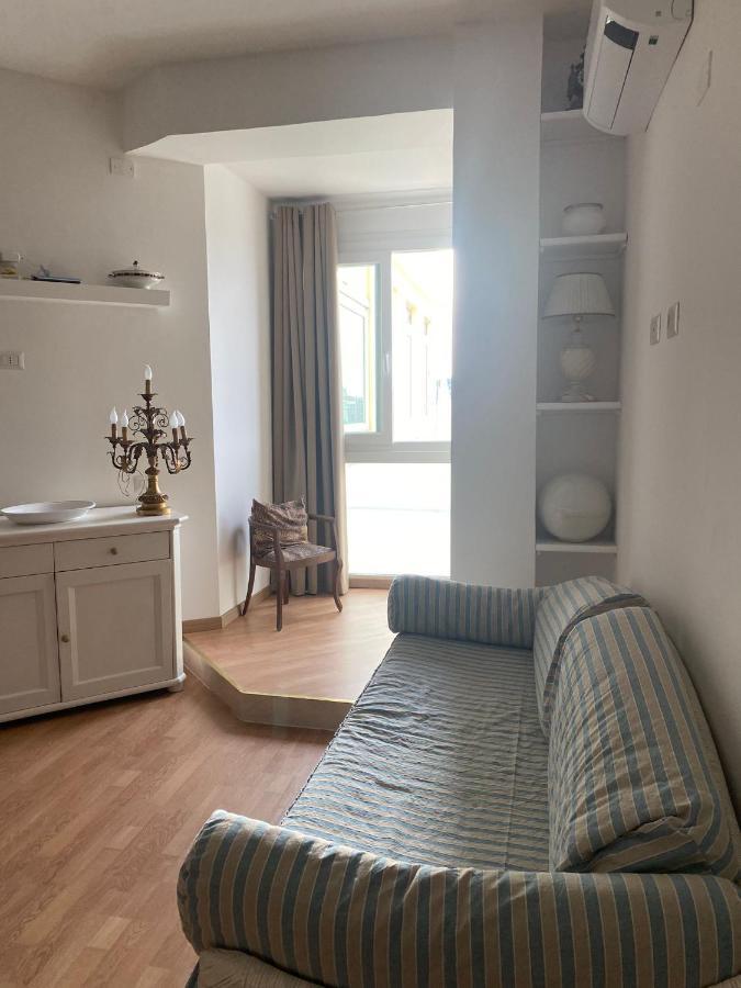 Sky And Sea Apartment Cagliari Exterior foto
