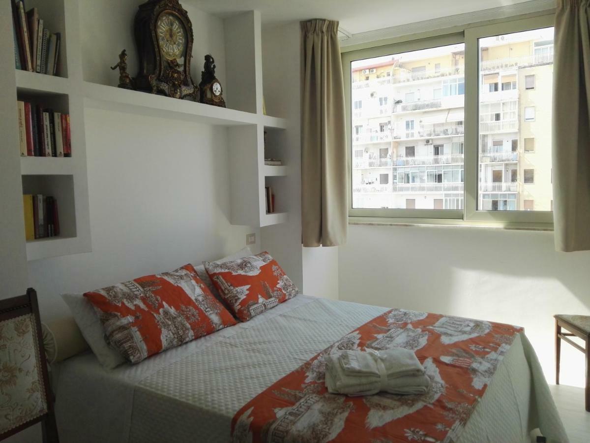 Sky And Sea Apartment Cagliari Exterior foto